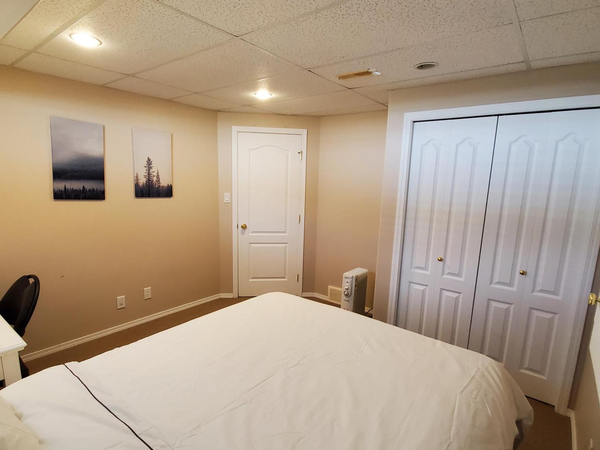 Saskatoon Lashyn Cove Homestay Dış mekan fotoğraf