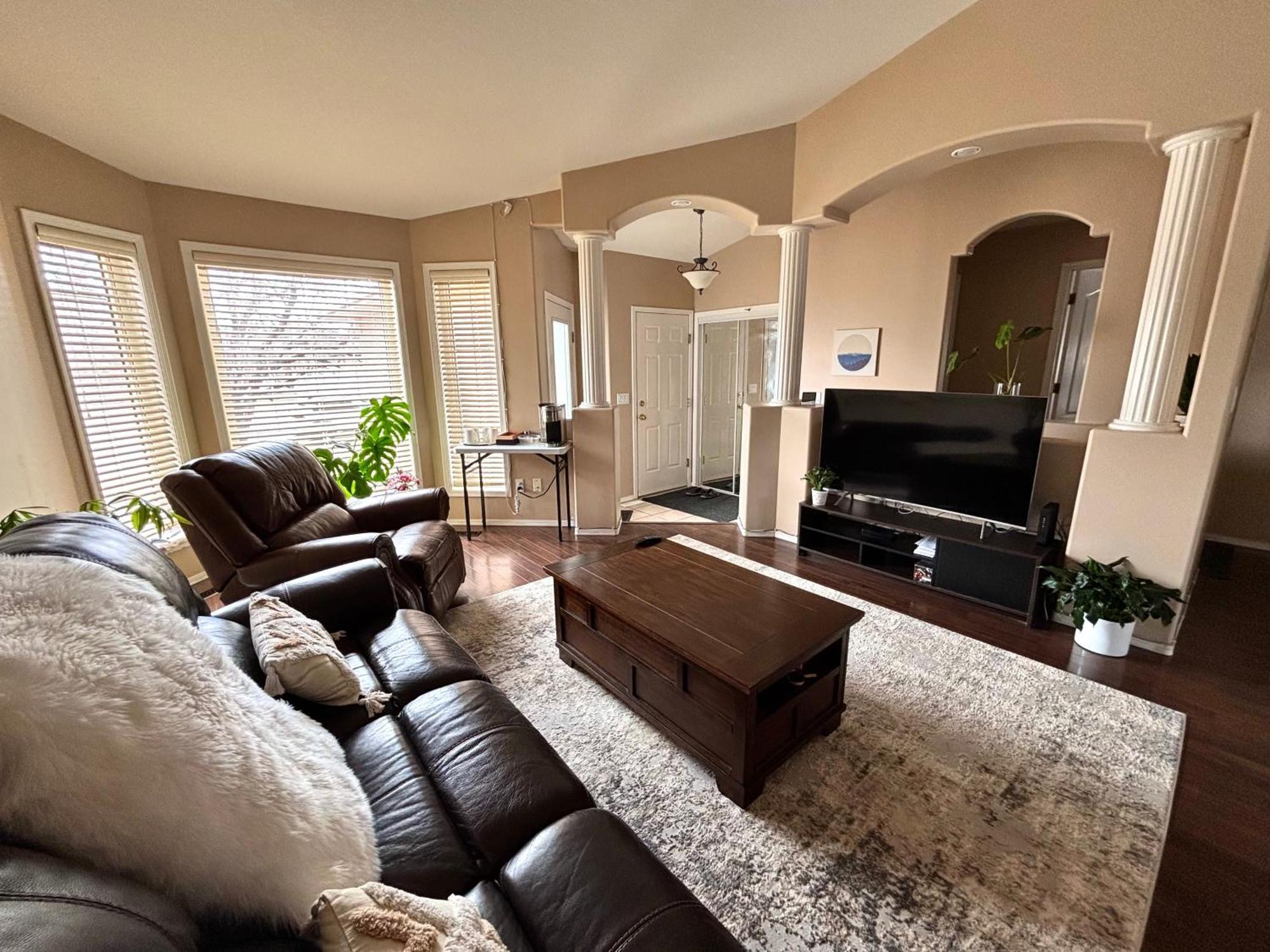 Saskatoon Lashyn Cove Homestay Dış mekan fotoğraf