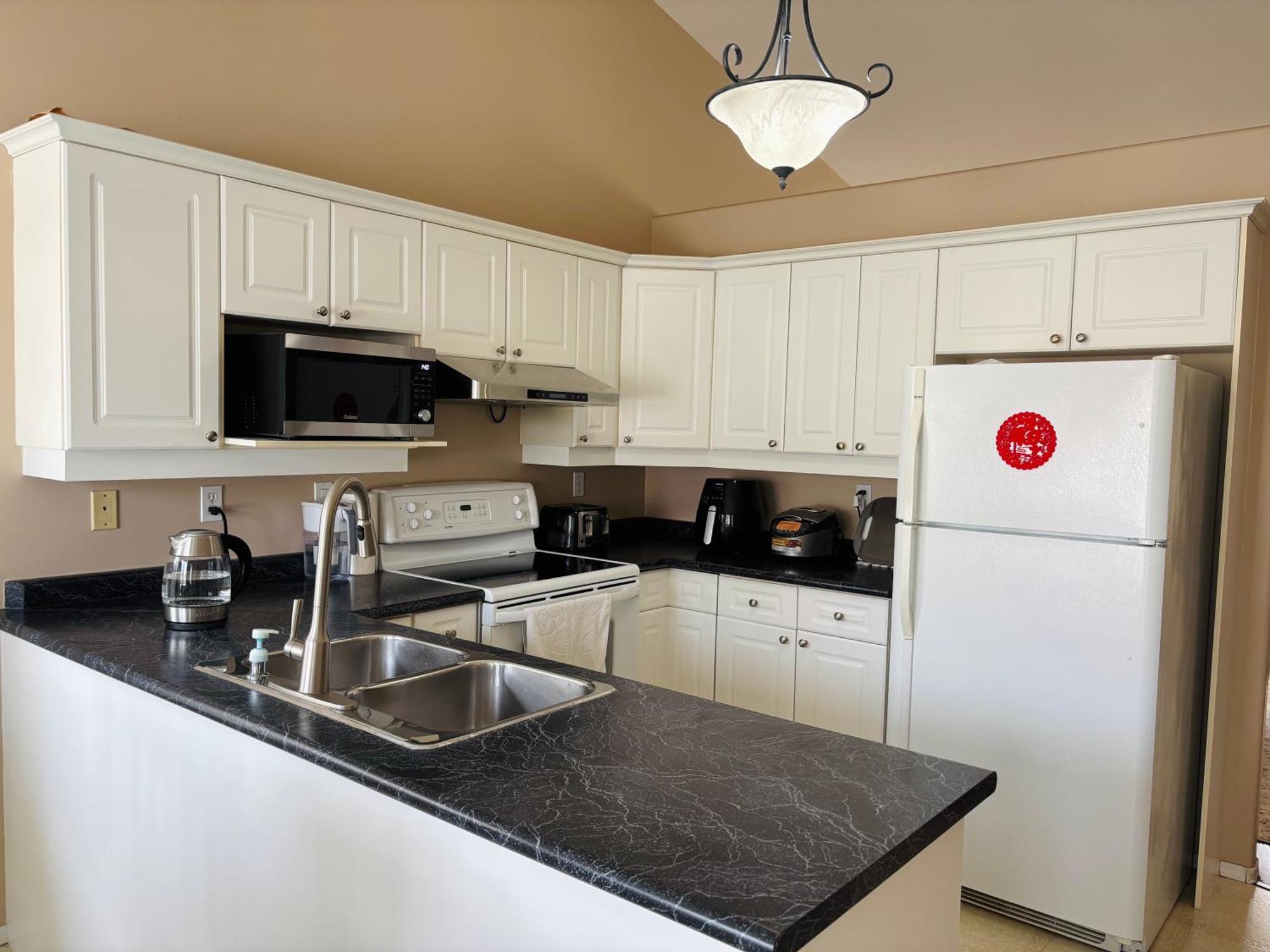 Saskatoon Lashyn Cove Homestay Dış mekan fotoğraf