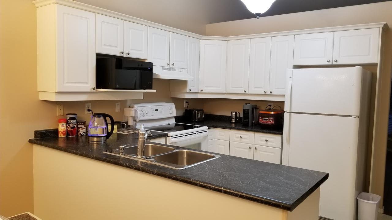 Saskatoon Lashyn Cove Homestay Dış mekan fotoğraf